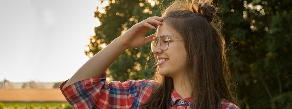 Girl20Smiling20Glasses20Outdoors201280x480_preview2-1024x384-1.